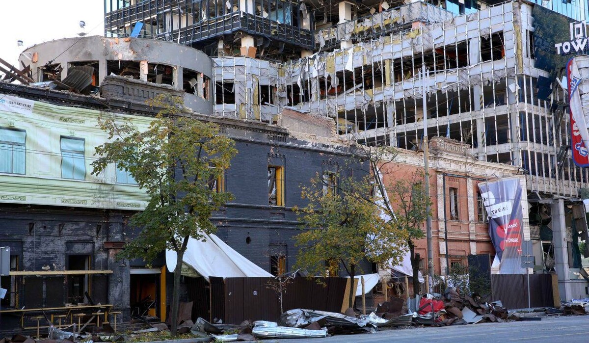 Немає сенсу відбудовувати "хрущовки": українцям розповіли, як відновлюватимуть будинки після війни фото