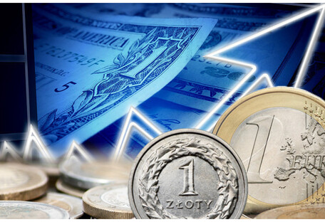 Курс валют: евро и доллар снизились в цене