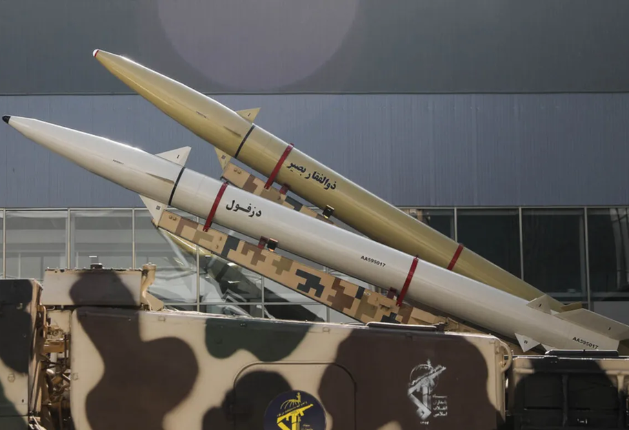 Війна в Україні - Іран поставить у рф ракети Fateh-110 і Zolfaghar  - фото 1