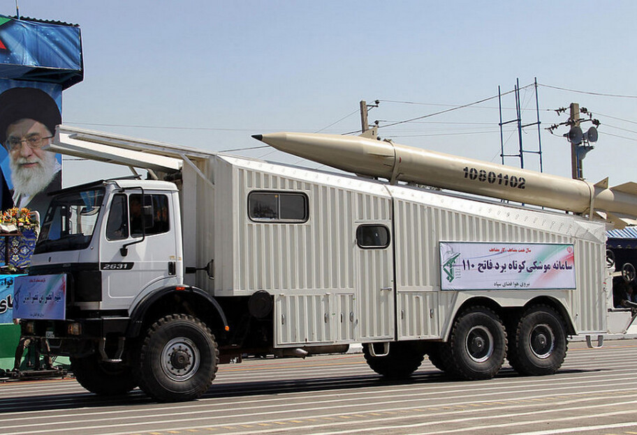 Ізраїль - Нахман Шай закликав надати військову допомогу Україні у відповідь на постачання Росії ракет з Ірану - фото 1