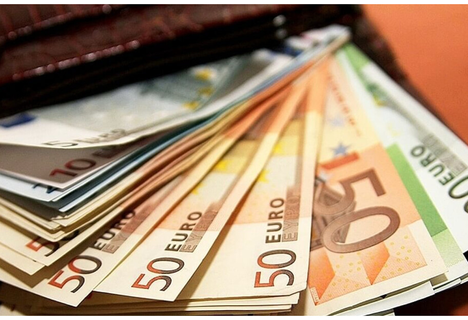 Обмен гривны на евро в Германии – программу прекратят до 30 октября - фото 1