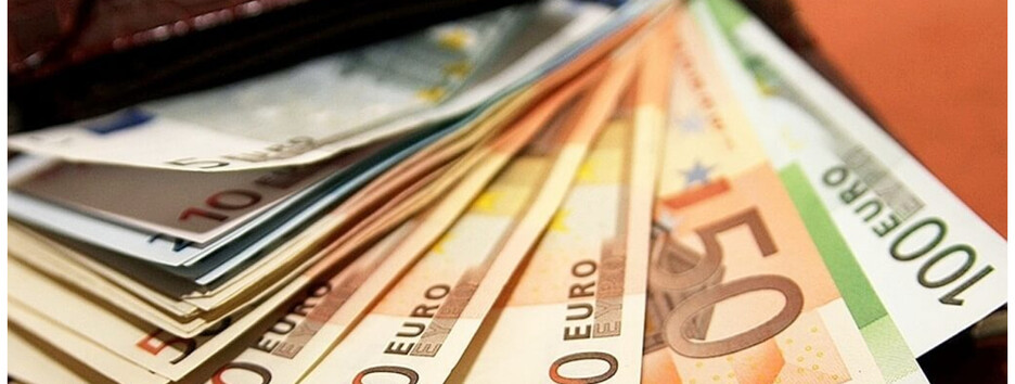 Німеччина припинить пільговий обмін гривні на євро: що відомо