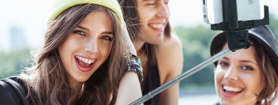 В Японии открыли сервис по аренде друзей для совместных селфи