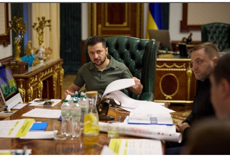 Проблема отопительного сезона в условиях вражеских обстрелов: президент Зеленский провел совещание