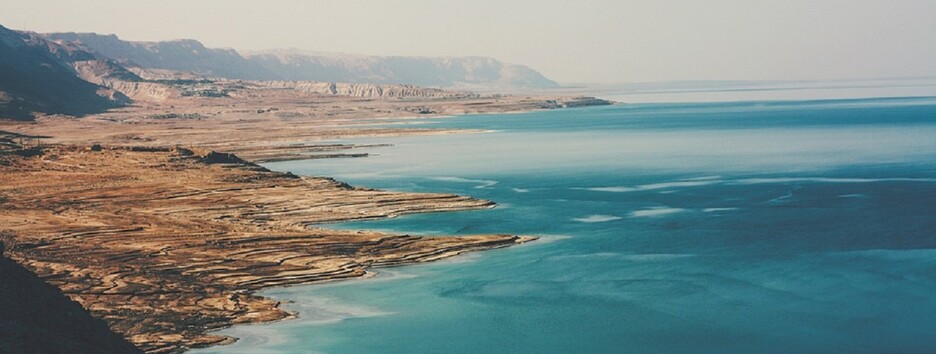 Відпочинок на Мертвому морі: чи правда, що в ньому неможливо потонути