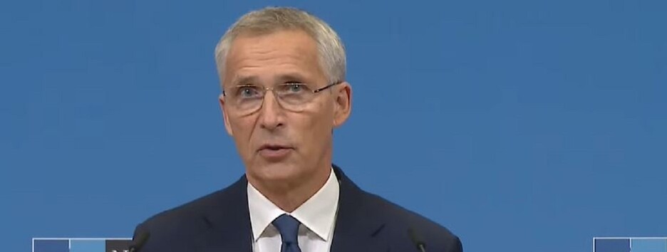 Столтенберг призвал увеличить поставки военной помощи в Украину 