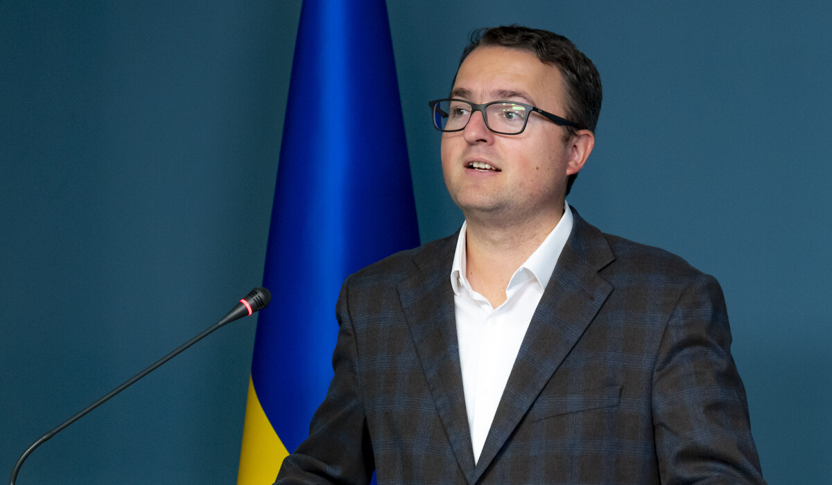Украина собирает "железные" доказательства, чтобы ни одно преступление россиян не осталось безнаказанным, - посол Кориневич фото