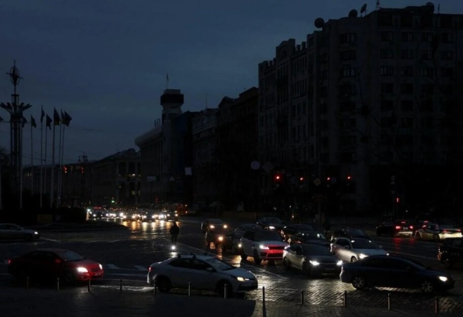 Відключення світла в Україні - психотерапевт порадив, як не злитись - фото 1