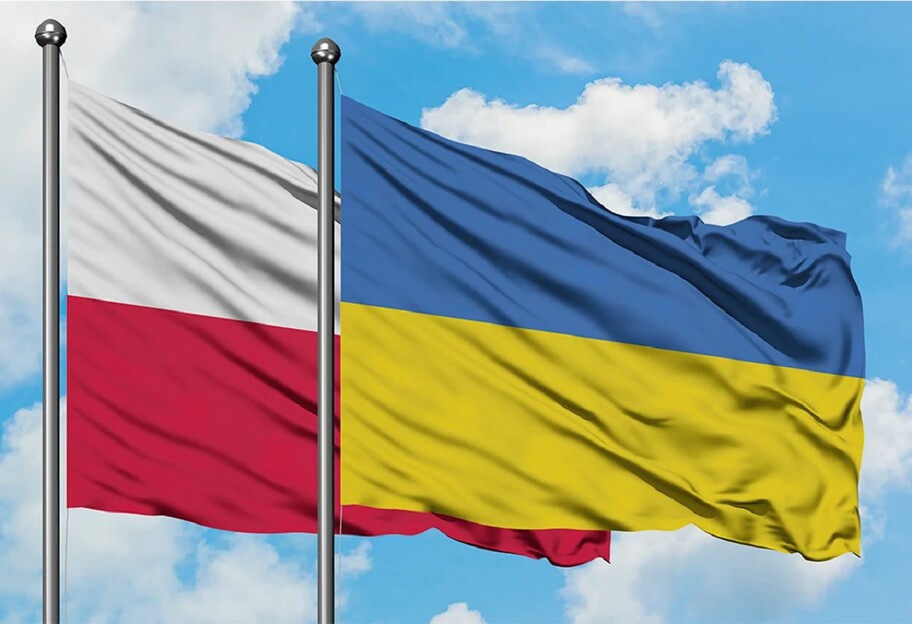 Польща погодилася допомогти Україні з експортом зерна - фото 1