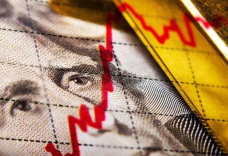 Доллар обвалился: что будет с курсом в ноябре