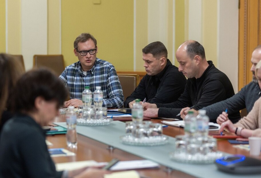 Спецтрибунал для росії - Андрій Смирнов провів засідання робочої групи - фото 1