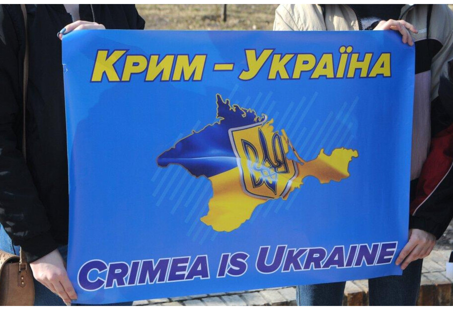 Деокупація Криму – у Севастополі поширили жартівливі листівки щодо пільгового проїзду партизанів та ЗСУ - фото 1