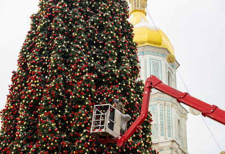 В Киеве новогодняя елка будет, но без массовых гуляний - мэр Кличко