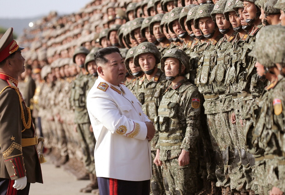 Північна Корея - Кім Чен Ин надасть путіну 100 тисяч солдатів для війни в Україні - фото 1