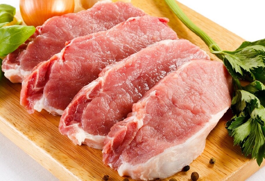 Ціни на свинину в Україні в листопаді - названо вартість кілограма охолодженого м'яса - фото 1