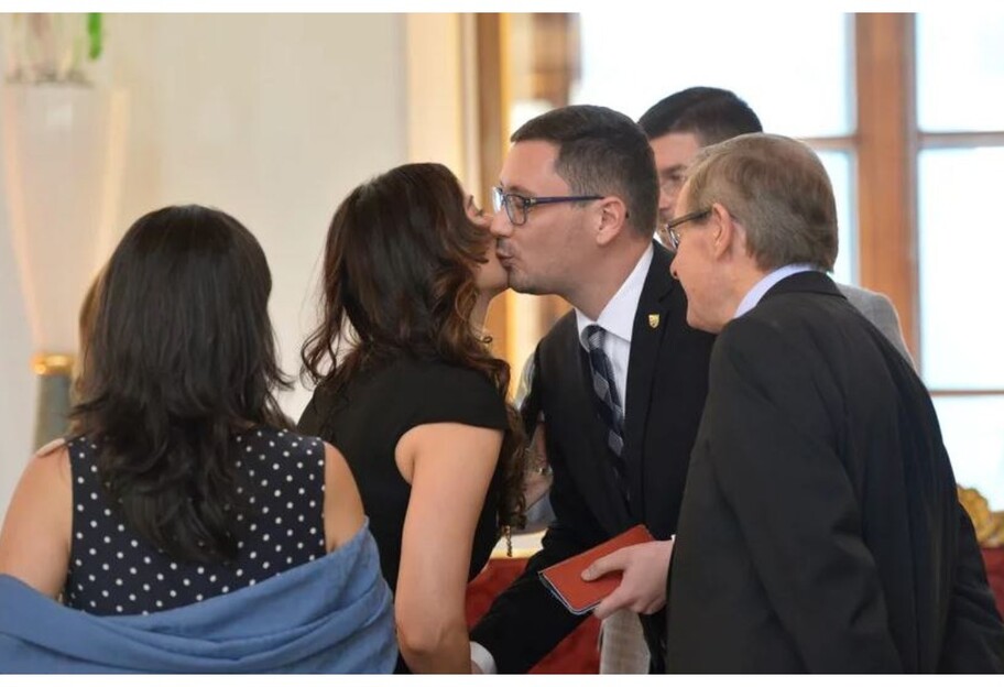 Свадьба пресс-секретаря президента Чехии – Иржи Овчарек женился на украинке, которую встретил после начала войны, фото - фото 1