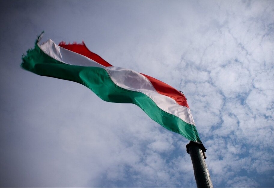 Финансовая помощь от ЕС - Венгрия заблокировала план по выделению 18 млрд евро - фото 1
