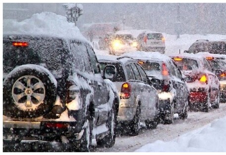 Зима для автомобілістів: топ-6 предметів, які мають бути в кожного водія