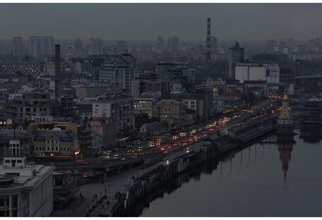 Киев во тьме: как контролируется ситуация в городе во время веерных отключений