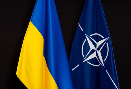 ОП: Украина не обязана на 100% принимать все стандарты НАТО