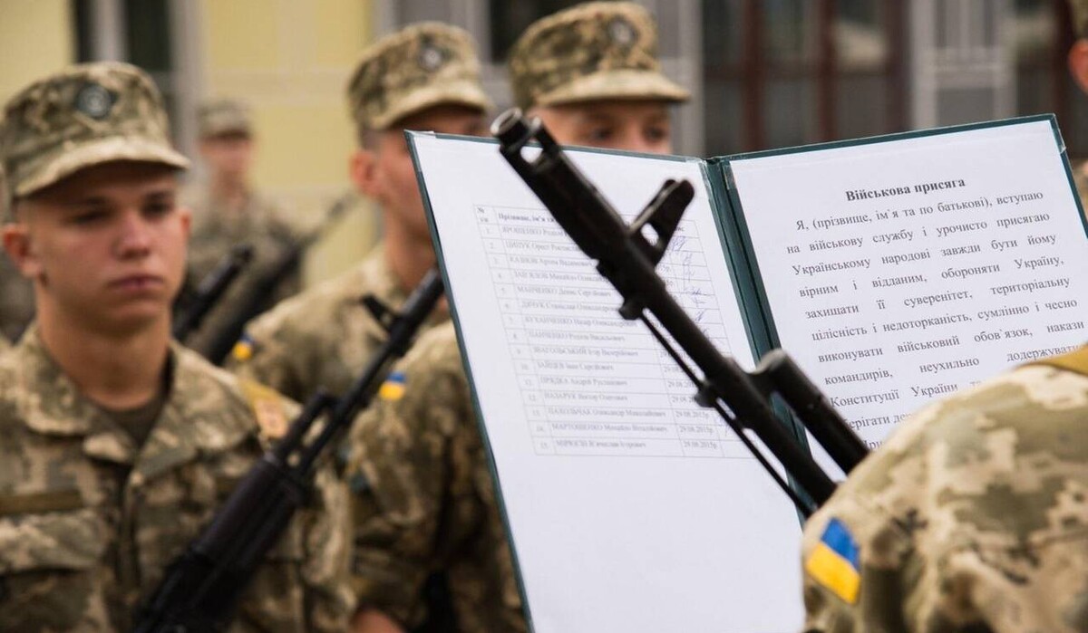 Рада проголосовала за смену призывного возраста на срочную службу в армию