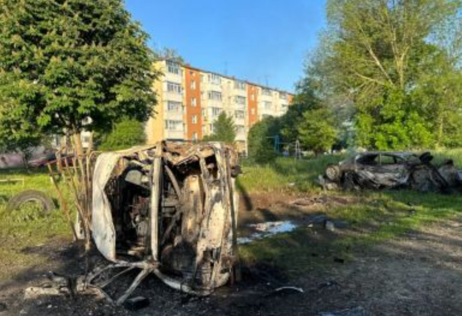 Обстріл Шебекіно - у місті Білгородської області палає багатоповерхівка, постраждало 5 людей  - фото 1