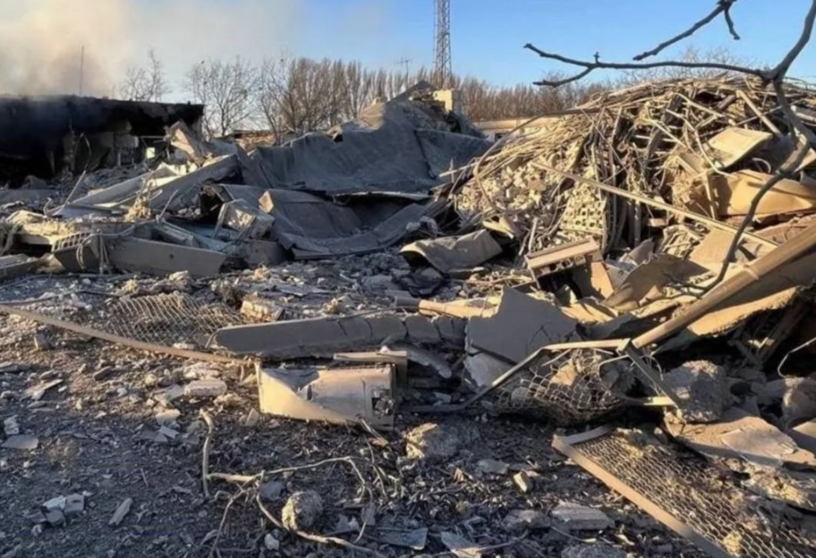 россия ударила ракетами по Запорожью - сообщается о погибших и раненых - фото 1