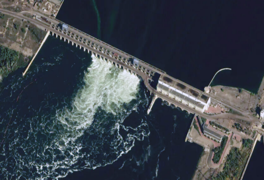 Подрыв Каховской ГЭС - уничтожена уникальная часть Днепра - фото 1
