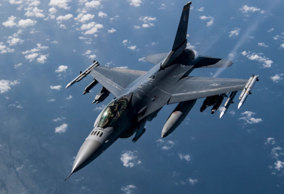 Літаки F-16 для України - Київ може отримати озброєння вже за 2-3 місяці  - фото 1