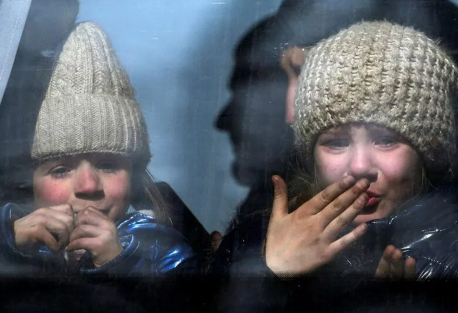 Депортація дітей України - у червні окупанти вивезли до рф 150 неповнолітніх  - фото 1