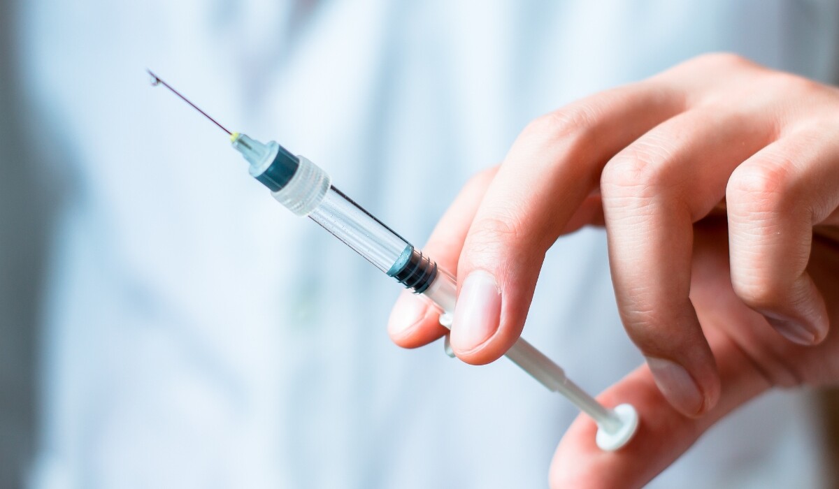 Соболевський: На Херсонщині спалах холери, окупанти вакцинуються невідомим препаратом