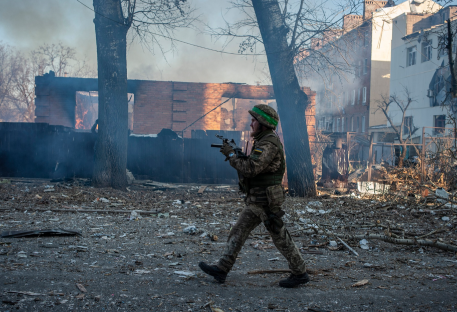 Бои за Бахмут – Сырский заявил, что ВСУ берут город под огневой контроль - фото 1