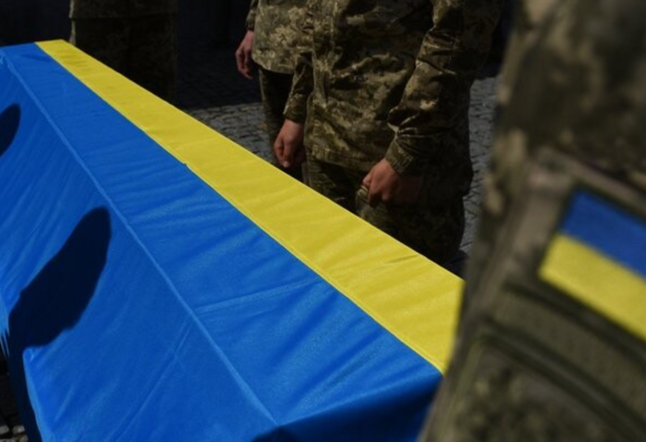 Втрати України у війні - на Батьківщину повернцули тіла ще 62 загиблих військових ЗСУ - фото 1