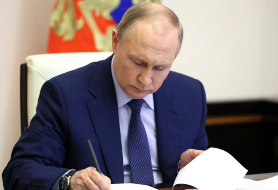 В России подняли предельный возраст для военных в запасе - указ уже подписал Владимир Путин - фото 1