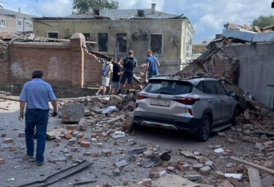 У центрі російського Таганрога стався вибух - там багато постраждалих - фото 1