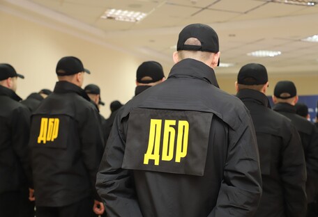 ДБР проводит обыски в военкоматах и ВВК для выявления коррупции
