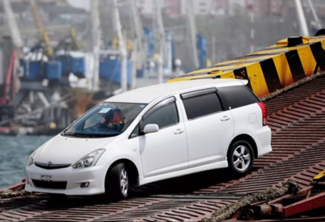 Санкции Японии затормозили торговлю подержанными автомобилями из россии