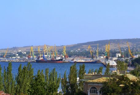 В 2015 году количество заходов судов в Крым увеличилось вдвое