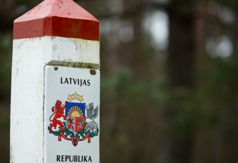 Латвия закрыла два пункта пропуска на границе с россией, заявил Рихард Козловскис - фото 1