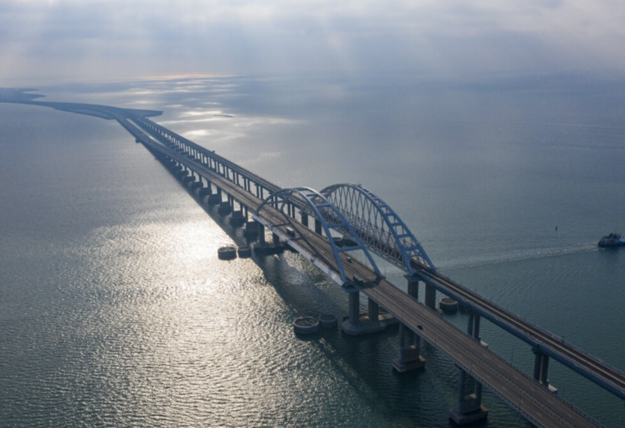 Крымский мост будет окончательно разрушен, заявили в МВД - фото 1