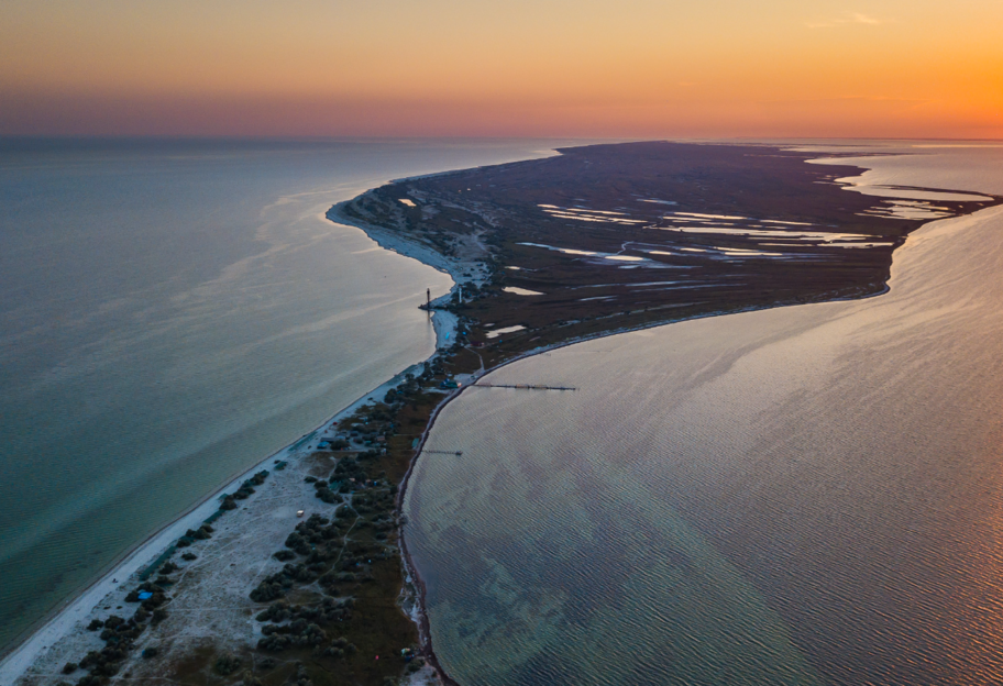 Заповідна зона Джарилгацького нацпарку та два водно-болотних угіддя повністю знищенні росією, - міністерство  - фото 1