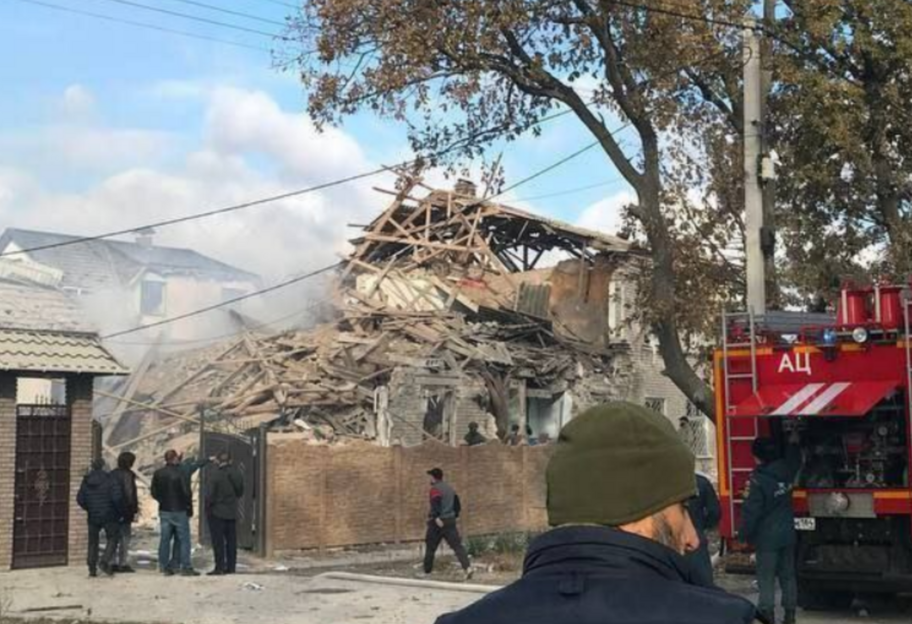Взрывы в Скадовске 9 ноября - появились подробности о потерях России. - фото 1