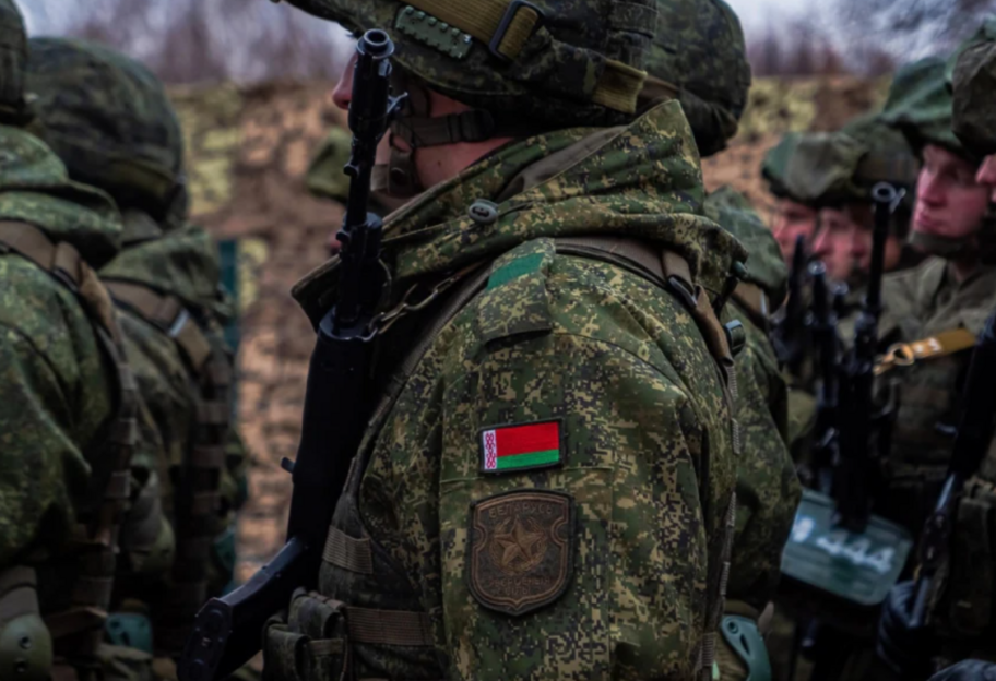 Беларусь снова продолжила военные учения с россией - фото 1