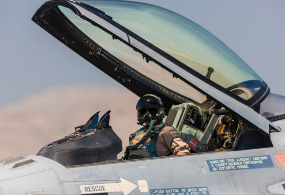 Истребители F-16 для Украины – в Румынии начинаются обучение украинских пилотов - фото 1