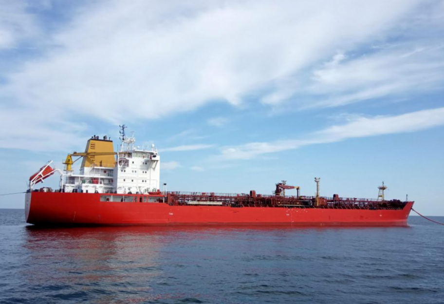 Санкции против России - Еврокомиссия предлагает запретить продажу россии нефтяных танкеров - фото 1