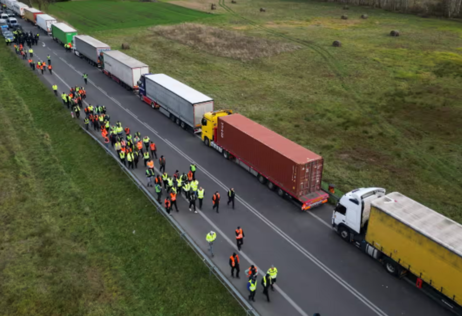 Блокада границы перевозчиками – в правительстве рассказали, о чем будут переговоры с Еврокомиссией и Польшей - фото 1