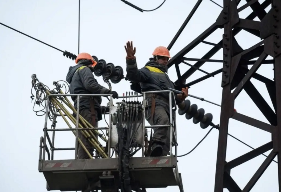Дефіцит електроенергії очікується в Україні 30 листопада - Укренерго - фото 1