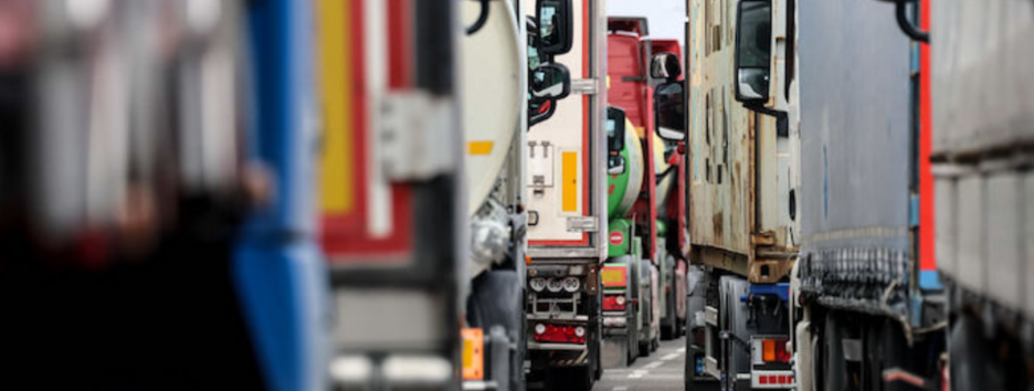 Польша открывает один из КПП для проезда пустых грузовиков