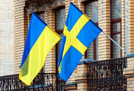 Швеція фінансово допоможе Україні, посередником виступить НАТО 