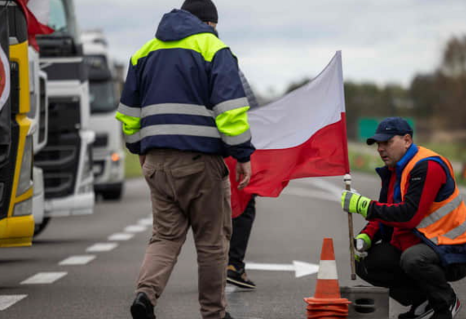 Блокада границы - украинские перевозчики готовят протесты на трех КПП в ответ - фото 1